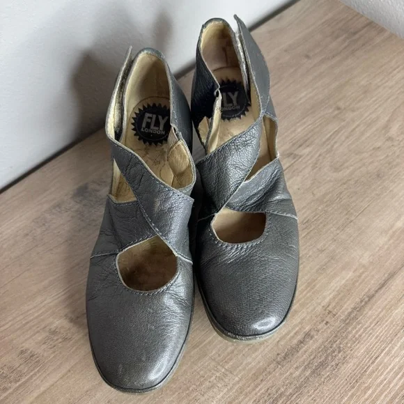 Fly London Yogo Wedge Sandals Leather Gray - Picture 6 of 9